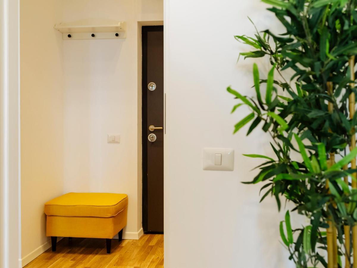 Sunny 2Br Flat - Top Location - Amazing Balcony Bucharest Luaran gambar