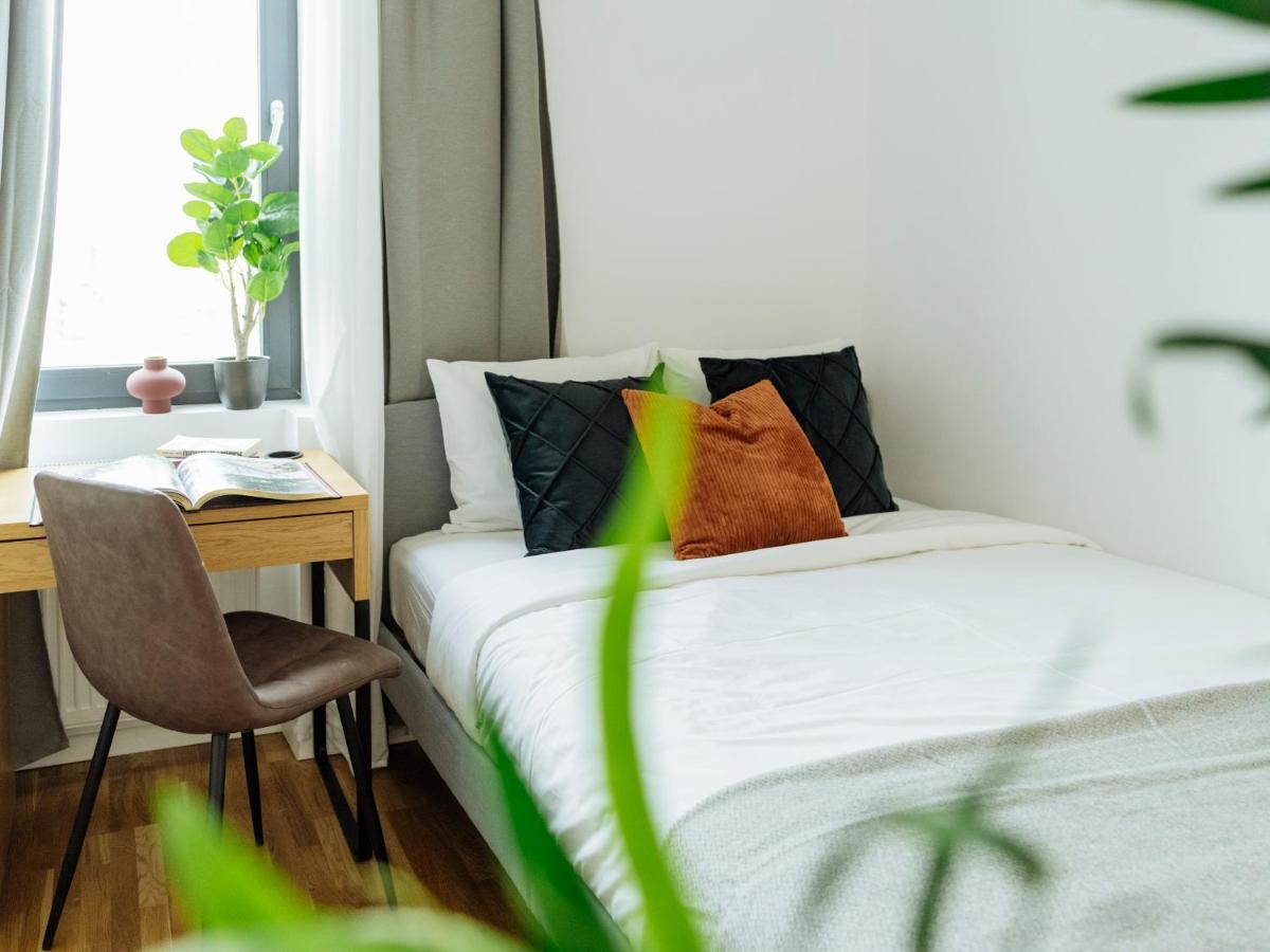 Sunny 2Br Flat - Top Location - Amazing Balcony Bucharest Luaran gambar