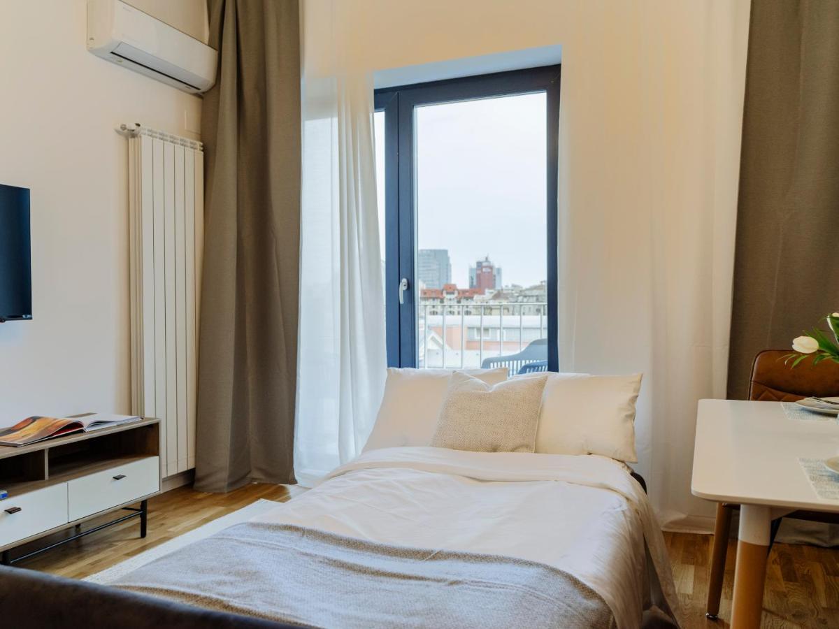Sunny 2Br Flat - Top Location - Amazing Balcony Bucharest Luaran gambar