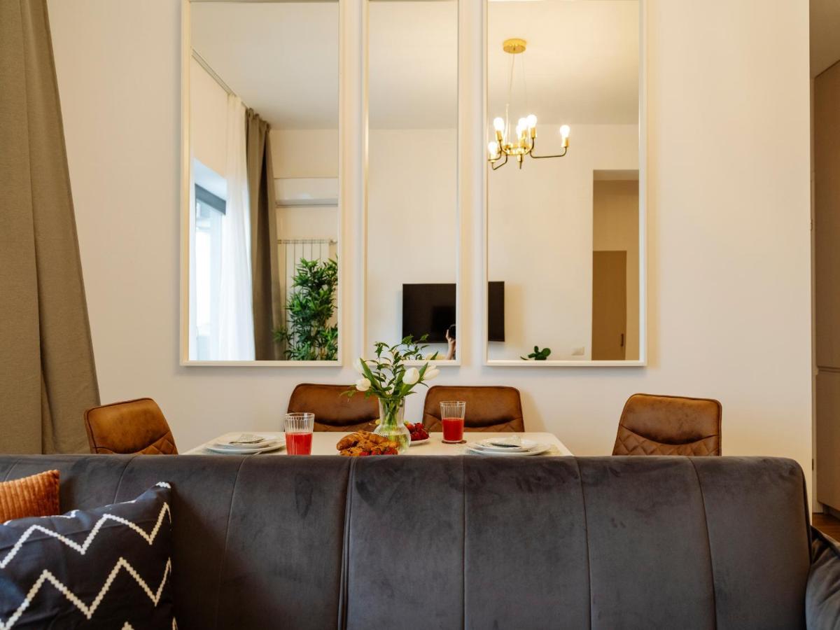 Sunny 2Br Flat - Top Location - Amazing Balcony Bucharest Luaran gambar