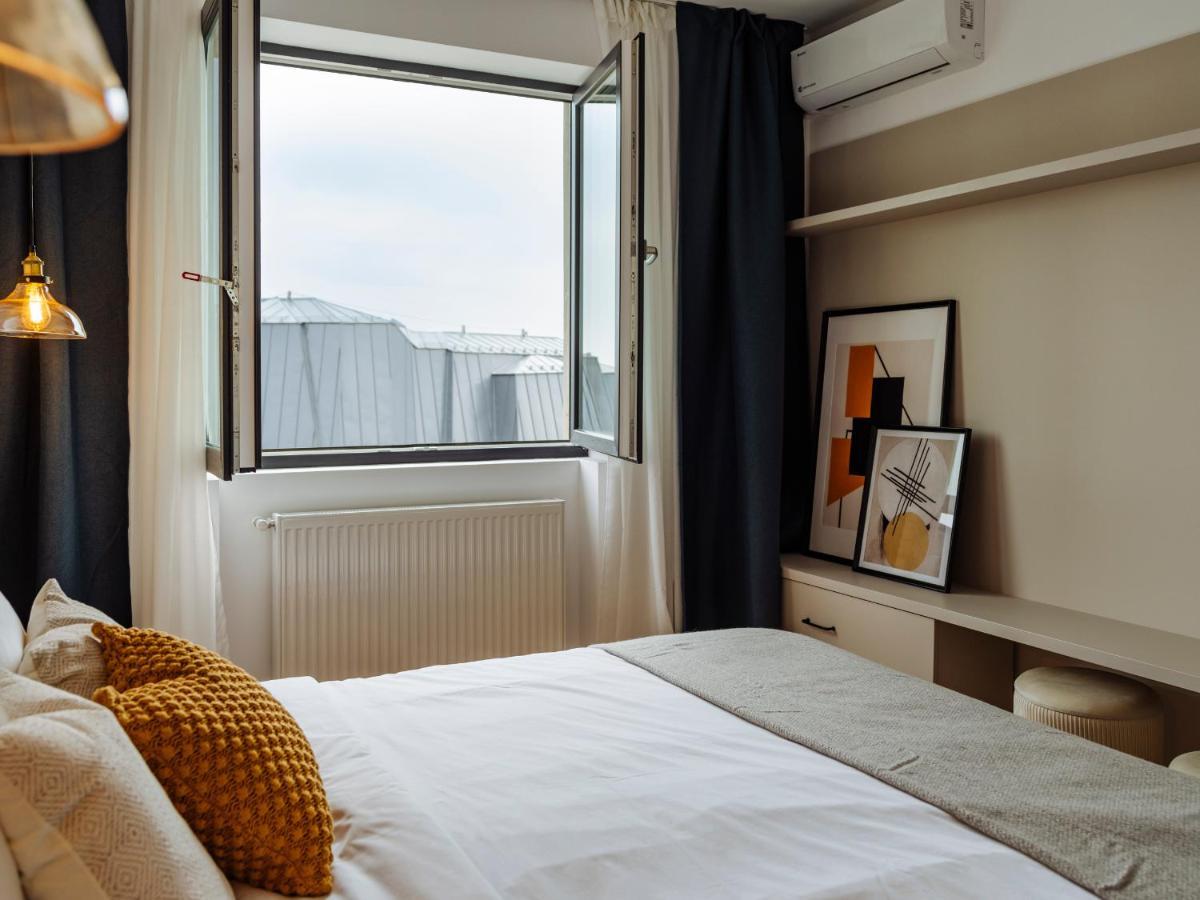 Sunny 2Br Flat - Top Location - Amazing Balcony Bucharest Luaran gambar